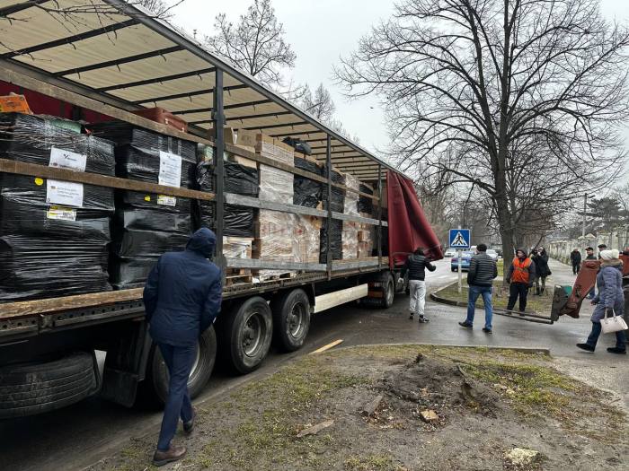 Transport of electric generators